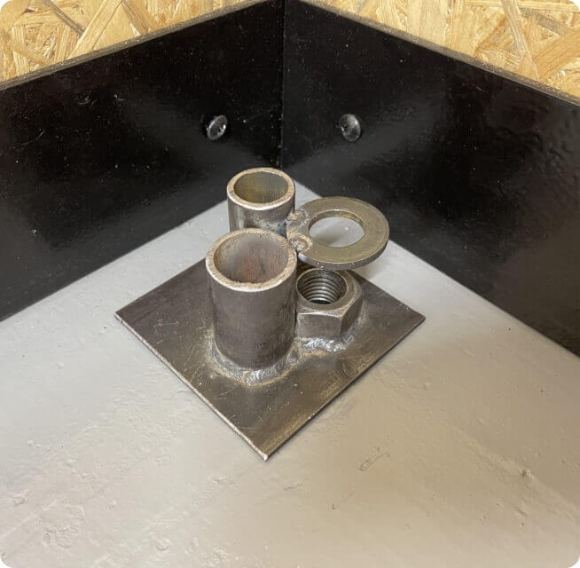 工場から出た端材で溶接体験